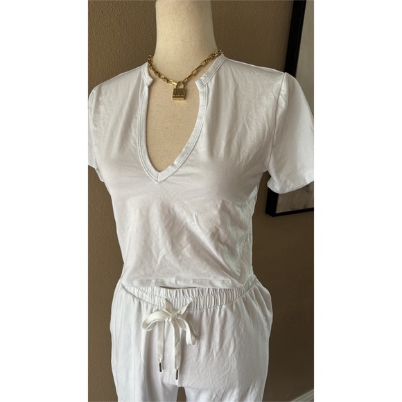 Crop top and matching pants set - Picture 11 of 11